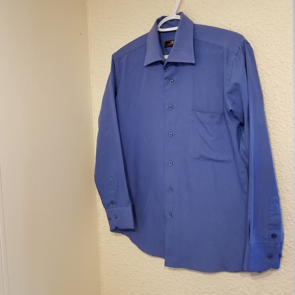 Classic Italy Style Button-Up - Picture 2 of 6